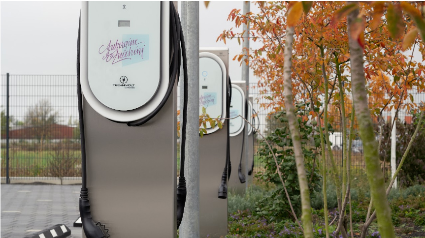 E-Ladestationen auf dem Gelände von Aubergine & Zucchini in Meckenheim – nachhaltige Elektroflotte für klimafreundliche Kita- und Schulverpflegung